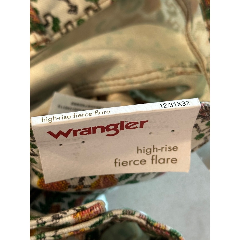 Wrangler Womens High Rise Fierce Flare Jeans Floral Damask Print 12x32 NEW - Picture 7 of 7